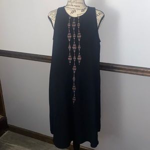 Apt 9 Embroidered Midi Dress size Medium